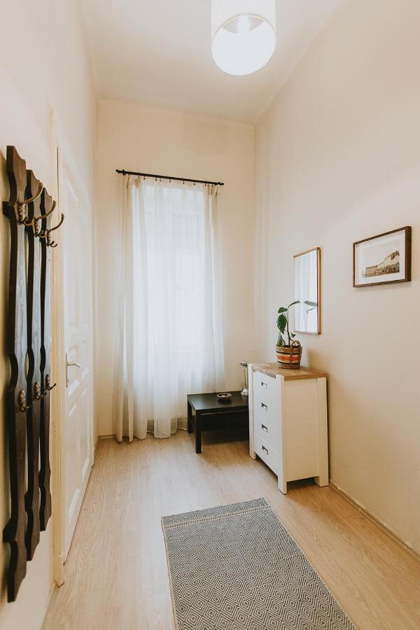 Folk 60sm Spacious And Bright Budapešť